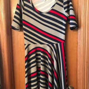 LuLaRoe Nicole dress - EUC
